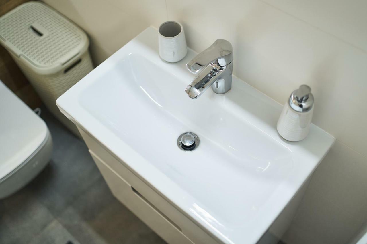 Apartament - Jacuzzi Rzeszów Eksteriør bilde